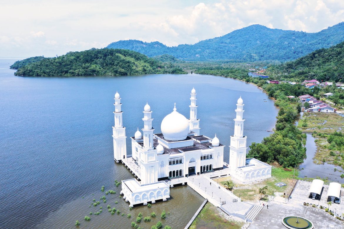 Masjid Terapung di Kabupaten Kayong Utara