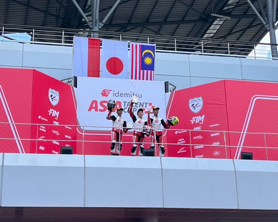 Jadi Kado HUT RI, Pebalap Binaan Astra Honda Kibarkan Merah Putih dari Podium IATC Mala